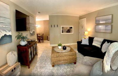 L9 Ocean Walk freshly painted and nicely decorated. - Foto 16