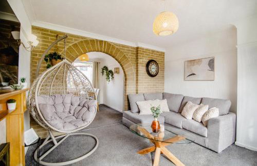 Serene Boho Retreat: White Oak Charm House 10ppl - Foto 26