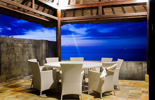 The Beach Front Villas - North Bali - Photo 10