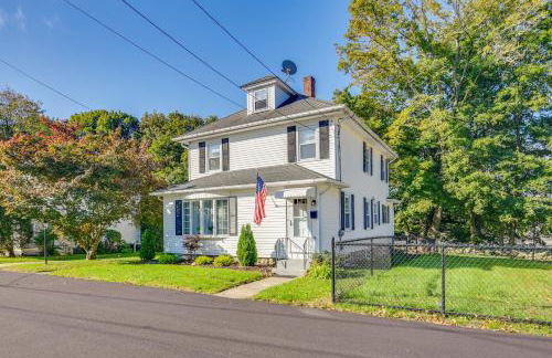 Lovely Westerley Home with Yard and Grill! - Foto 3