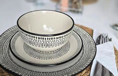 Spacious Home for Longer Stays - Contractors & Relocators Welcome - Photo 18