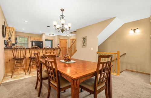 Gull Lake All-Season Getaway with Private Deck - Foto 7