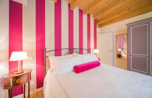 Lady Capulet Apartments - Photo 50