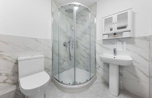 3 Bedroom Sleep12 in London MR2 - Foto 15