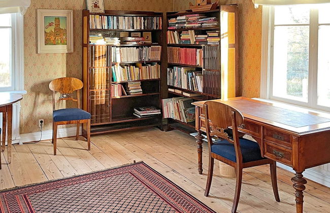 Idyllic Family Retreat Close to the Sea - Photo 16