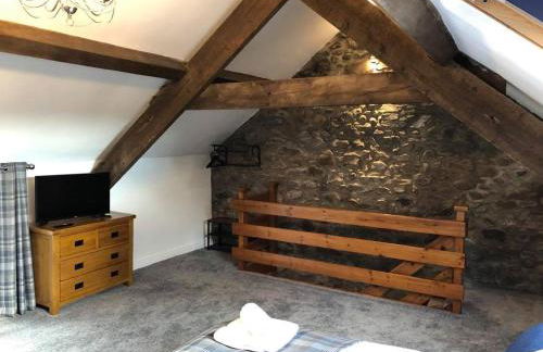 The Grooms Cottage - Photo 3