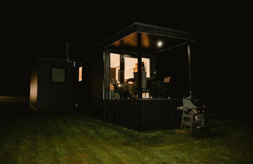 Luxury Glamping Cabin sleeping 4 People with Private Hot Tub and BBQ with views across the North Coast Ballycastle Pod 2 - Foto 35