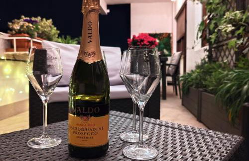 La Dolce Vita Of Via Veneto - Prestigious Apartment With Wonderful Terrace In the Historic Center - Foto 21