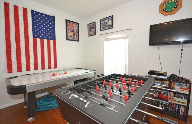 Beautiful 5 Bedroom Home With Large South-facing Pool - Foto 21