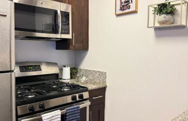 Hollywood Blvd Studio FREE DESIGNATED PARKING & WIFI - Foto 20