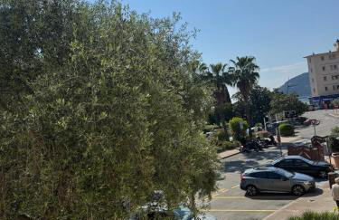 14484 deux pièces élégant et central - Foto 10