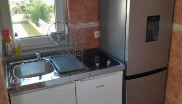 Apartments Ivana with the pool - Foto 4, stove