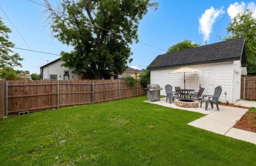 Fenced Yard - Fire Pit - Gated Parking - Workspace - Foto 3