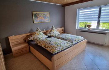 Moderne120qm Ferienwohnung in ruhiger Lage Heusweiler - Saarland - Foto 11