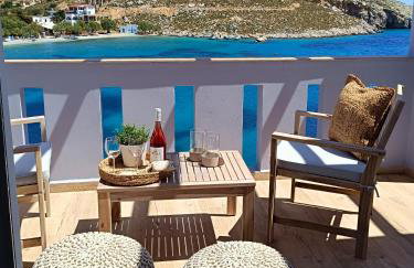 Seafront Haven - Photo 1