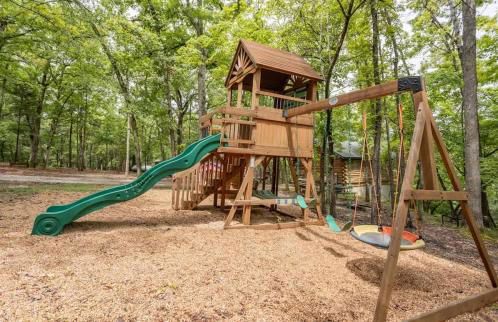 Table Rock Lake Cabin - The Oaks #5 with Lake Access & Hot Tub - Foto 15