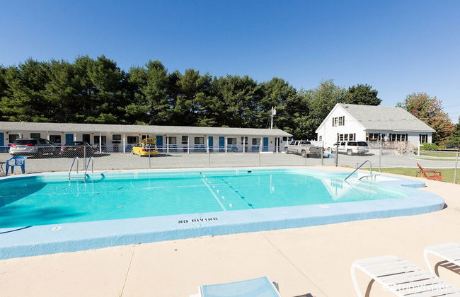 3BedroomApt Pool CampFire PlayArea - Photo 11