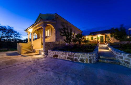 Holiday home Ante with beautiful private garden - Photo 21