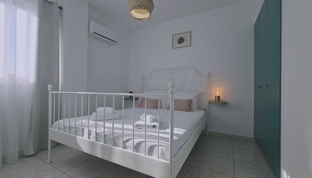 143 LCA - Stay Kastella Beach Apartment - Foto 3, Habitación