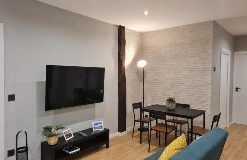 Ayuntamiento PARKING gratis. Auto check-in. - Foto 1