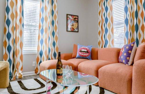 UNL Retreat Eclectic 5bd 5mins to Downtown - Foto 1