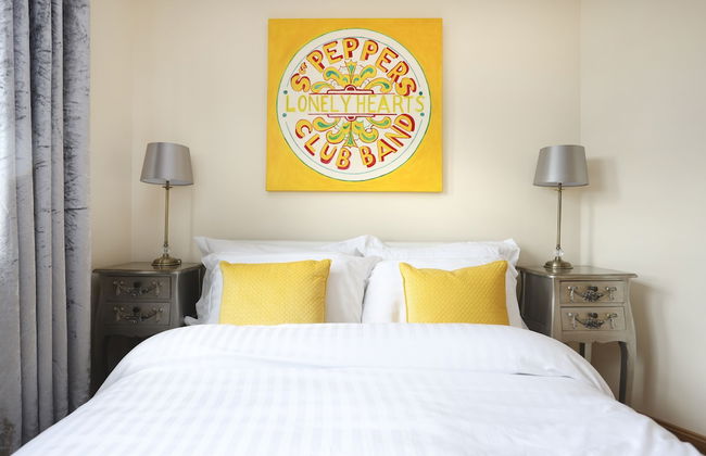 JOIVY Greenknowes Estate With Hot Tub And Bar - Foto 15