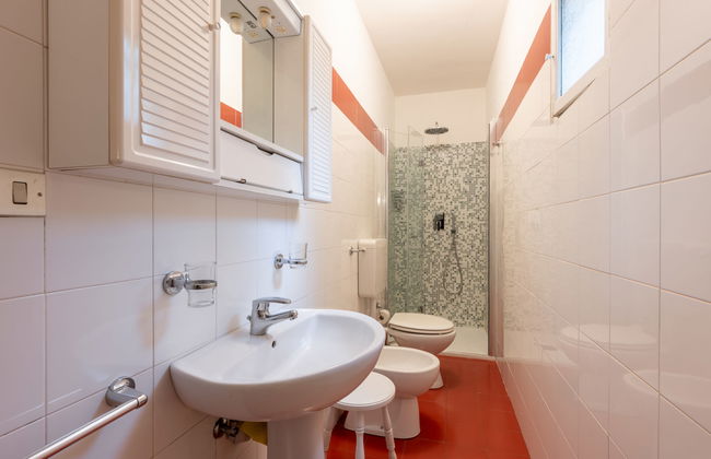 1 bedroom Apartment in Albisola Superiore with garden - Photo 20