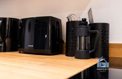 City Condo-Terrace-Gym-Games Room -Free Secure Parking- Manchester - Foto 18