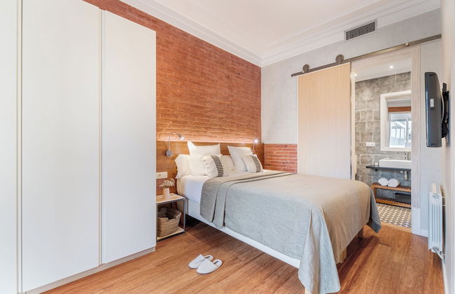 Fuster Apartments By Aspasios - Photo 14