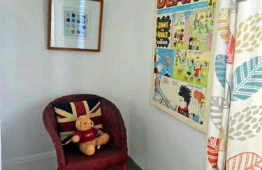 Inalong - Quirky property with sea views above an Ale House - Foto 17