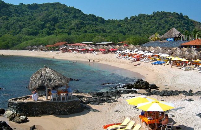 Ixtapa Island: A Family Paradise - Photo 4