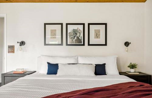 Hot Tub - Scenic Views - Spacious Deck - Game Room - Foto 28