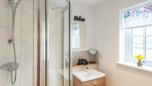 Stylish & Modern Apartment - Foto 4, Shower