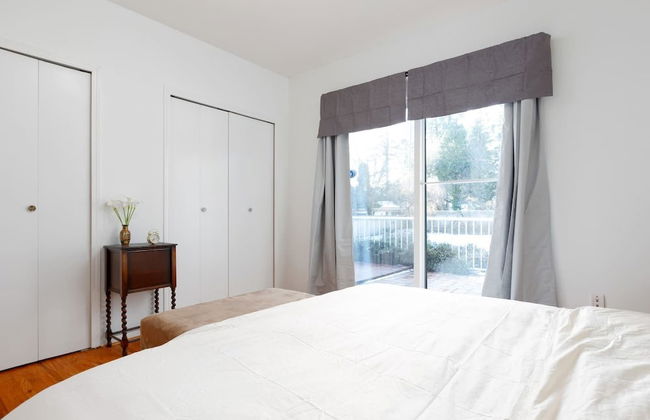 Classic House in Heart of Vancouver - Photo 5