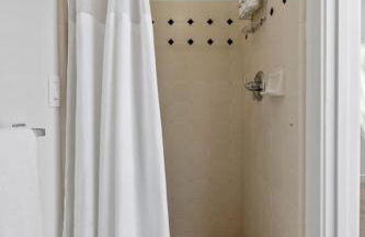 Prescott Treehouse Luxe 4BR 3B Home Sleeps 10 - Foto 44