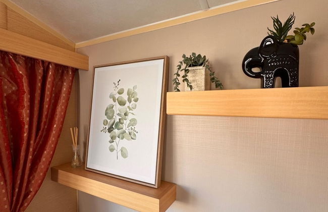 3 Bed Caravan - Side Gated Decking, Wifi, Pets - Foto 23