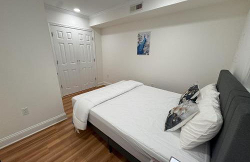 Entire 4 bedroom familyfriendly basement apartment, MetroWalk - Foto 46