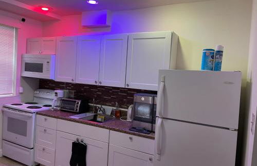 Downtown Home - Close to Topgolf, Ravens Stadium, Orioles Park, UM Baltimore - Foto 13