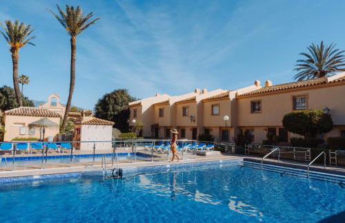 Ramada Hotel & Suites by Wyndham Costa del Sol - Photo 20