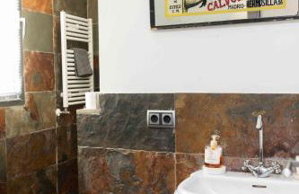 Casa completa, jardín privado y garaje VUT 40-0616 - Foto 8