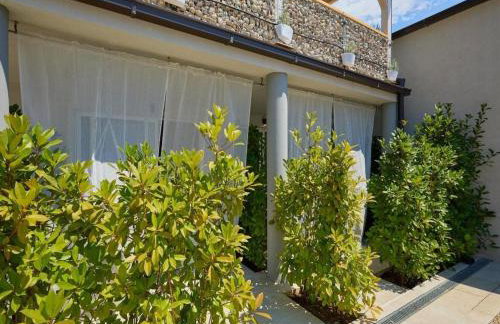 Palm Tree Apartments - Foto 14