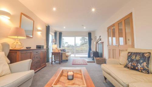 Blackmount House - Photo 5