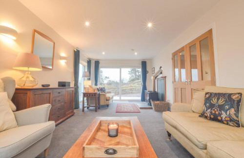 Blackmount House - Photo 5