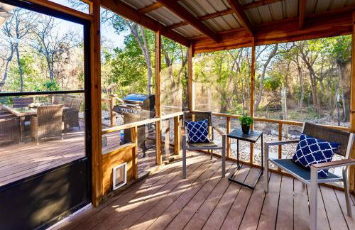 1 Mi to Campus! Creekside Austin Home with Game Room - Foto 18
