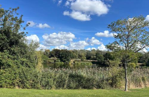 Cosy 2-bed semi-detached house by the lake - Foto 14