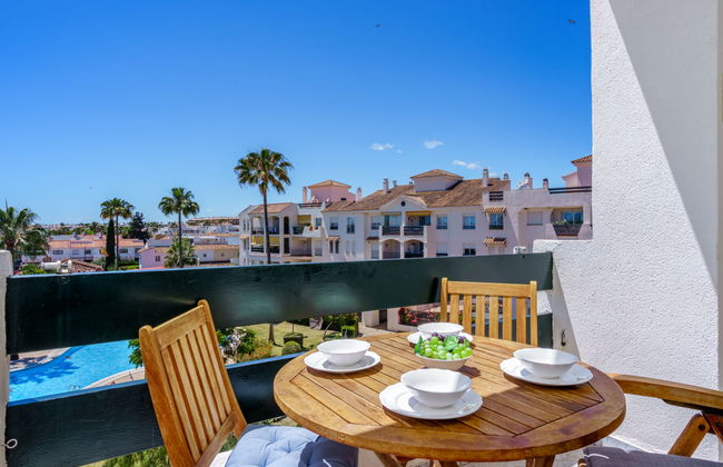 2 bedroom Apartment in Marbella with swimming pool - Photo 21
