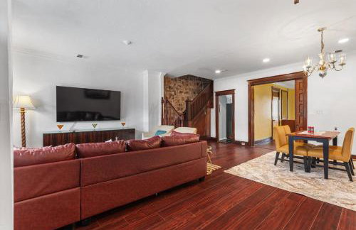 Family & Group Trips to DC - 4-BR Close to METRO - Foto 13