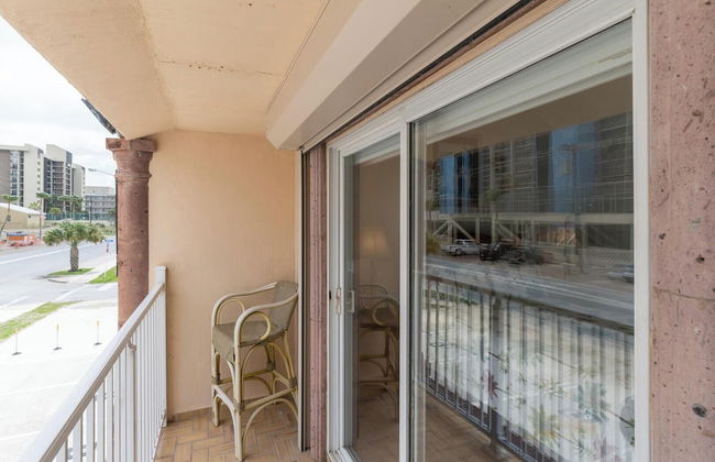 2-story Condo Next to Beach w/ Ocean Views! - Foto 53