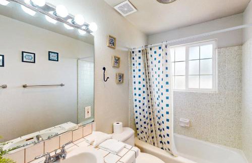 History, Hikes and Cozy Nights Parowan Gem with Deck! - Foto 11