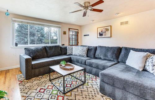 Walk to Old Town Lafayette! Cozy Couples Escape - Photo 6